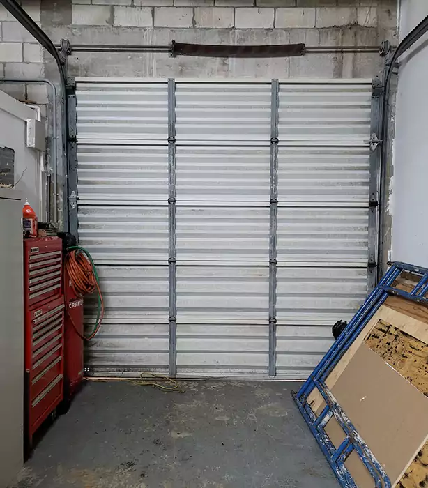 Clear Roll Up Garage Doors Services in Pembroke Pines, FL