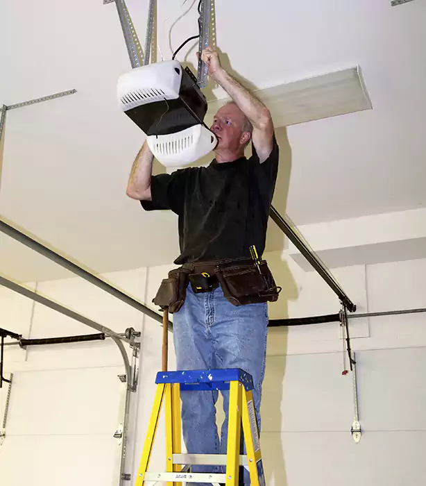 Raynor Garage Door Opener Repair in Pembroke Pines, FL