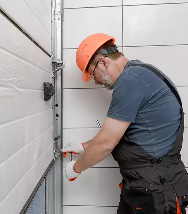 Residential Garage Door Repair in Pembroke Pines, FL