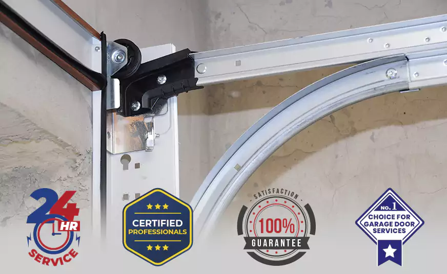 Roller Door Lock Barrel Replacement in Pembroke Pines, FL